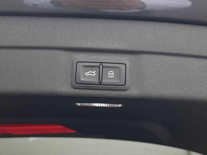 More views of Audi A5