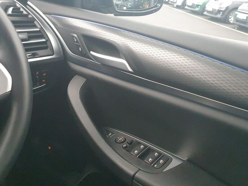 More views of BMW X3
