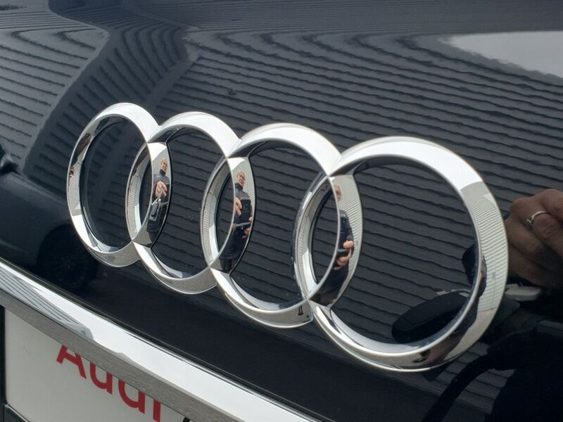 More views of Audi A6