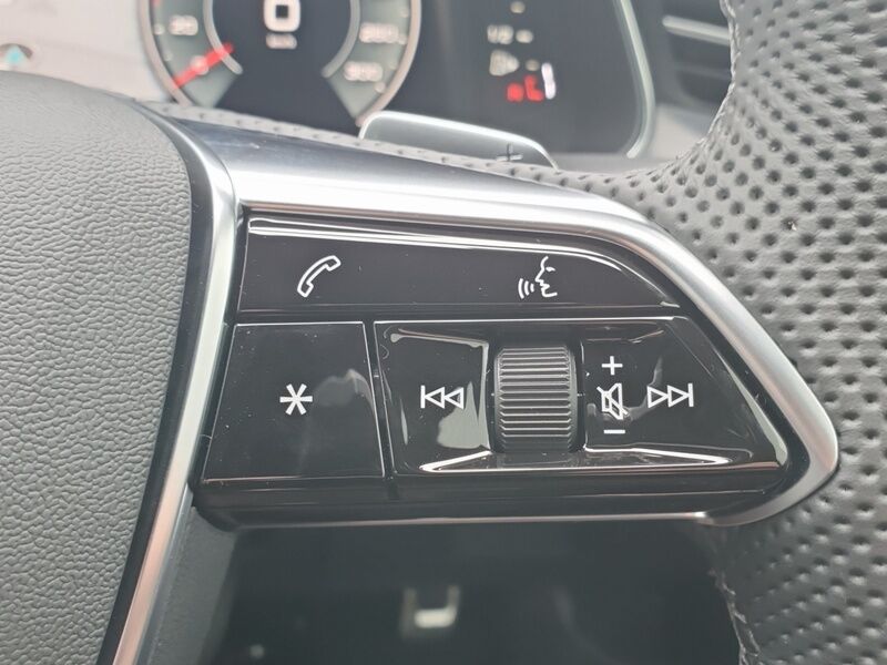 More views of Audi A6