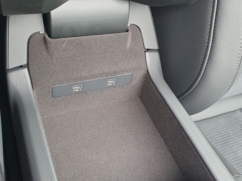 More views of Audi A6