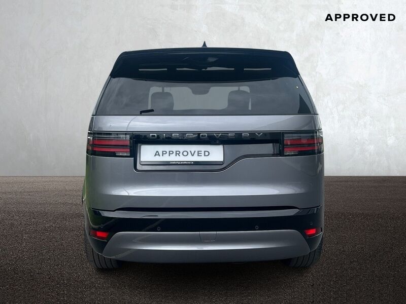 More views of Land Rover Discovery