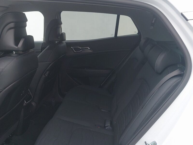 More views of Kia Sportage