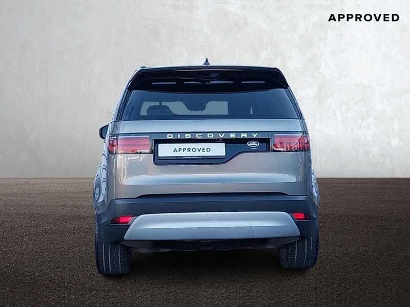 More views of Land Rover Discovery