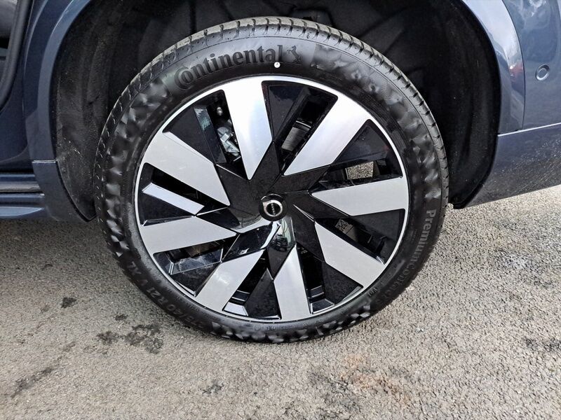 More views of Volvo XC90