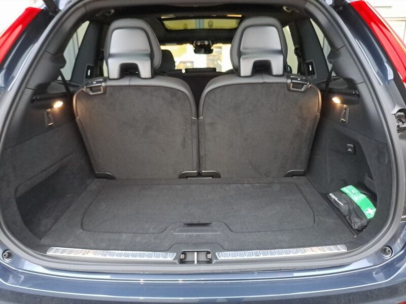 More views of Volvo XC90