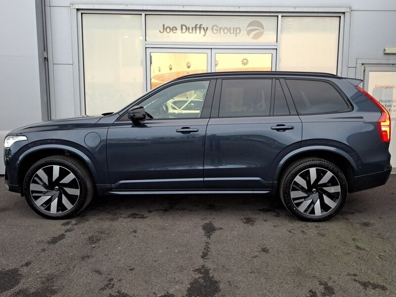 More views of Volvo XC90
