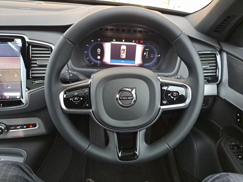 More views of Volvo XC90
