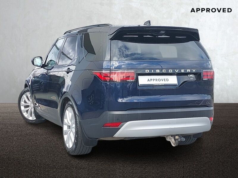 More views of Land Rover Discovery