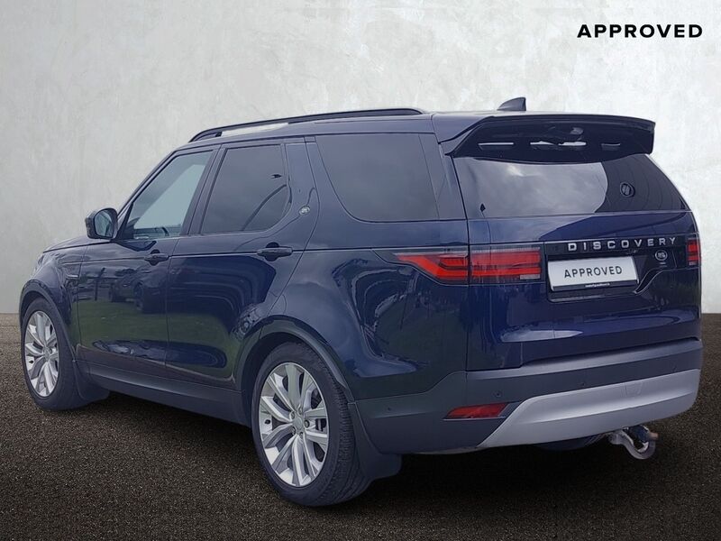 More views of Land Rover Discovery