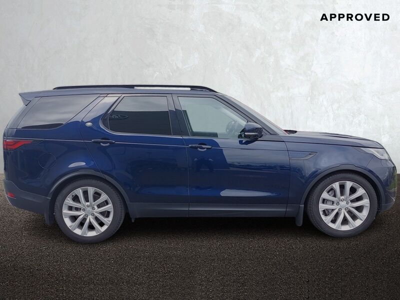 More views of Land Rover Discovery
