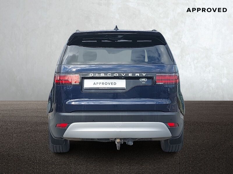 More views of Land Rover Discovery