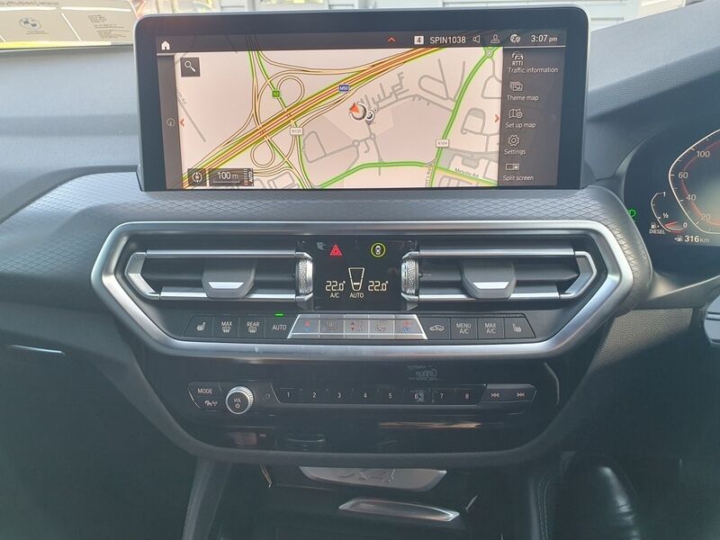 More views of BMW X4