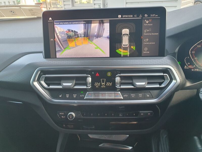 More views of BMW X4