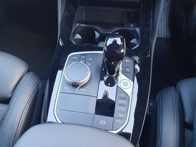 More views of BMW X4