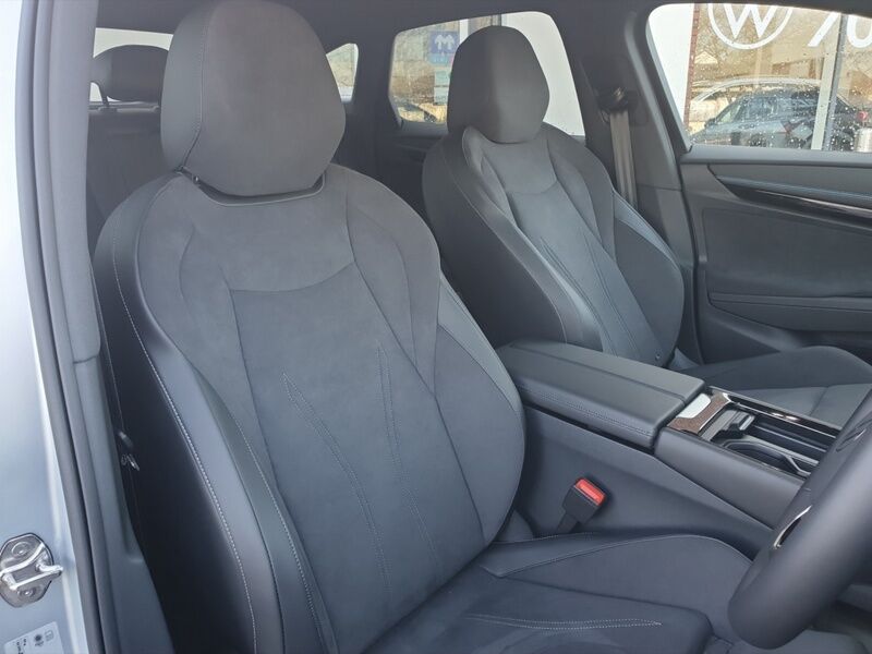 More views of Volkswagen ID.7