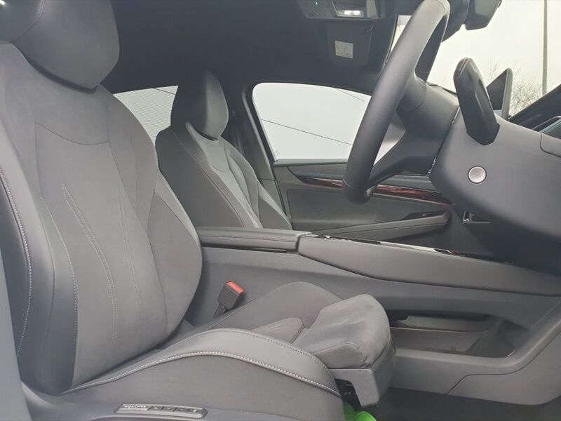 More views of Volkswagen ID.7