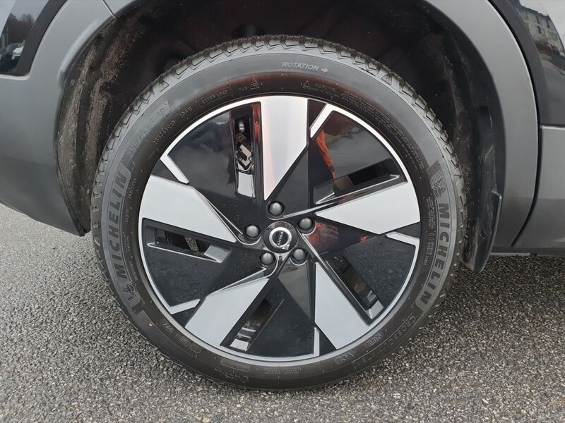 More views of Volvo XC40