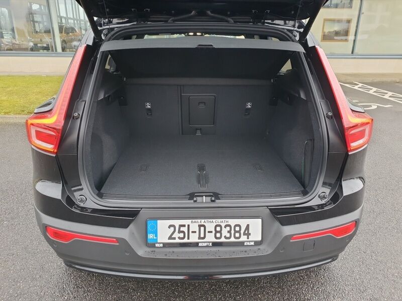 More views of Volvo XC40