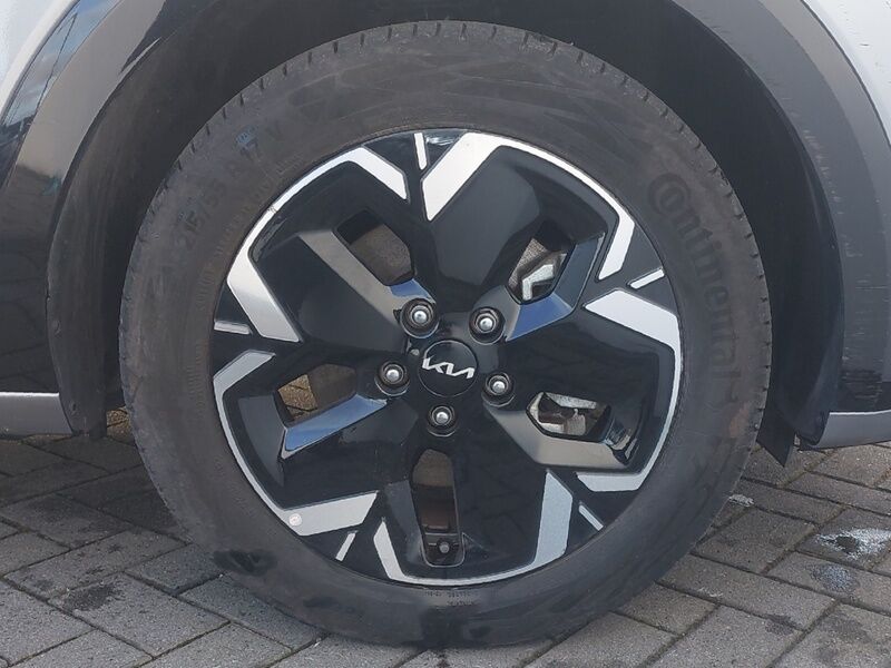 More views of Kia E-Niro