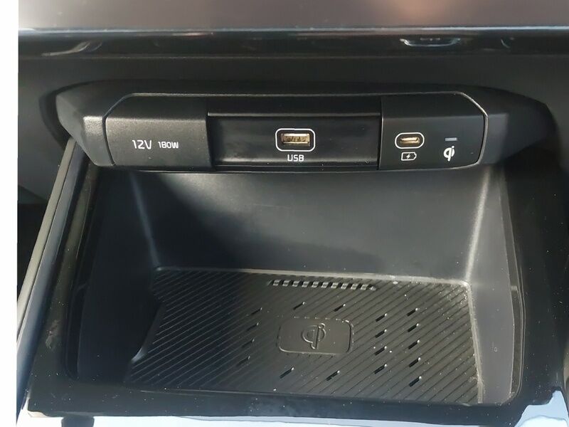 More views of Kia E-Niro