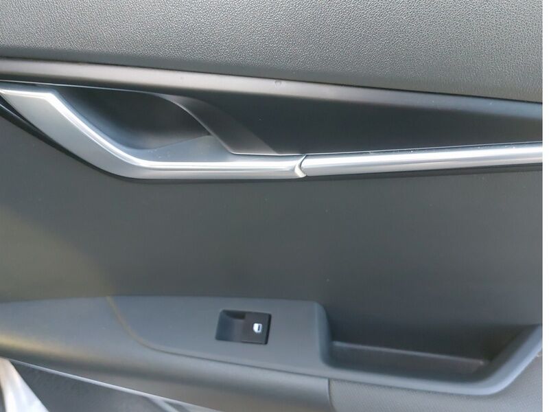 More views of Kia E-Niro