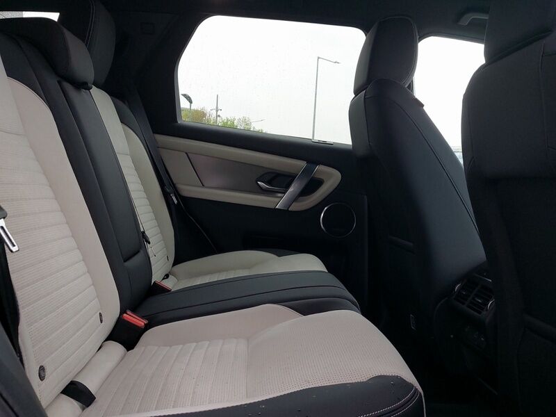 More views of Land Rover Discovery Sport