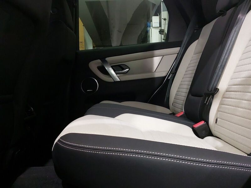 More views of Land Rover Discovery Sport
