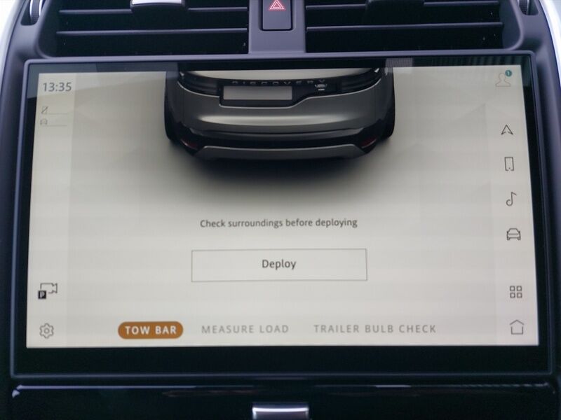 More views of Land Rover Discovery