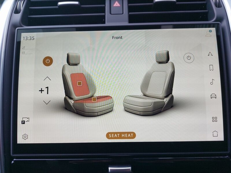 More views of Land Rover Discovery