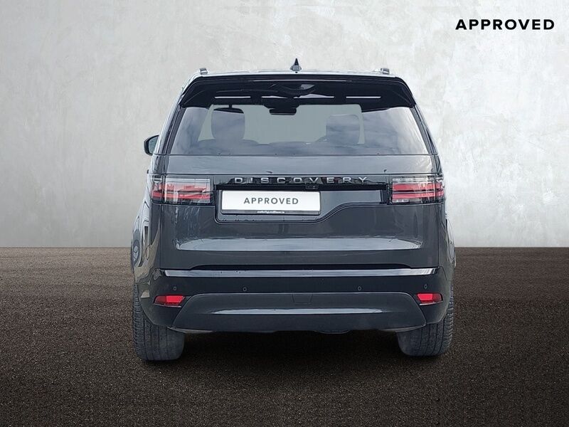 More views of Land Rover Discovery