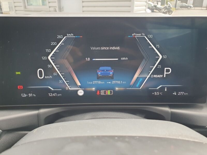 More views of BMW i4