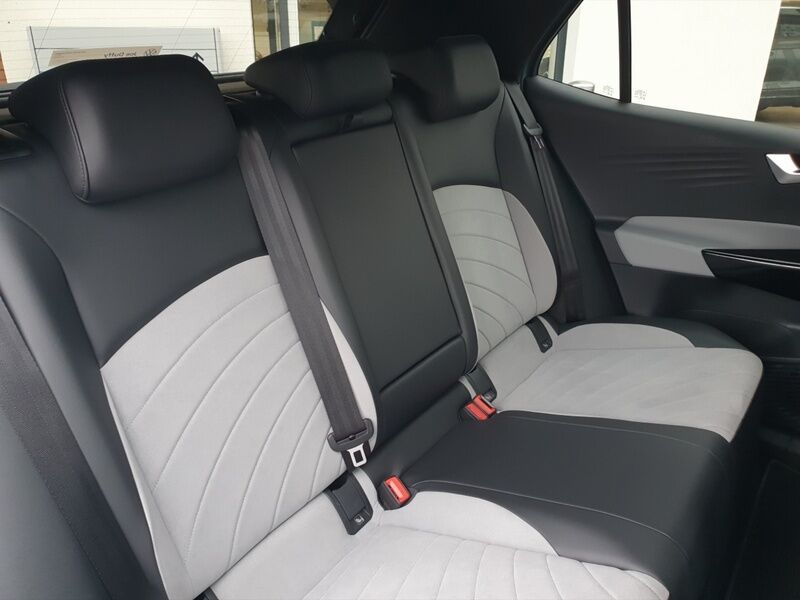 More views of Volkswagen ID.3