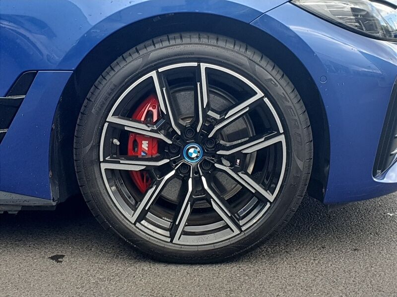 More views of BMW i4