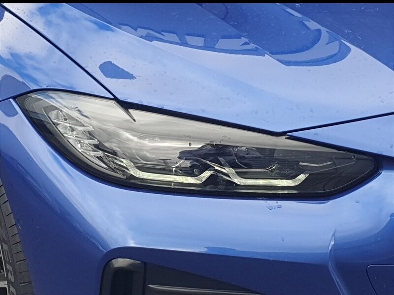 More views of BMW i4