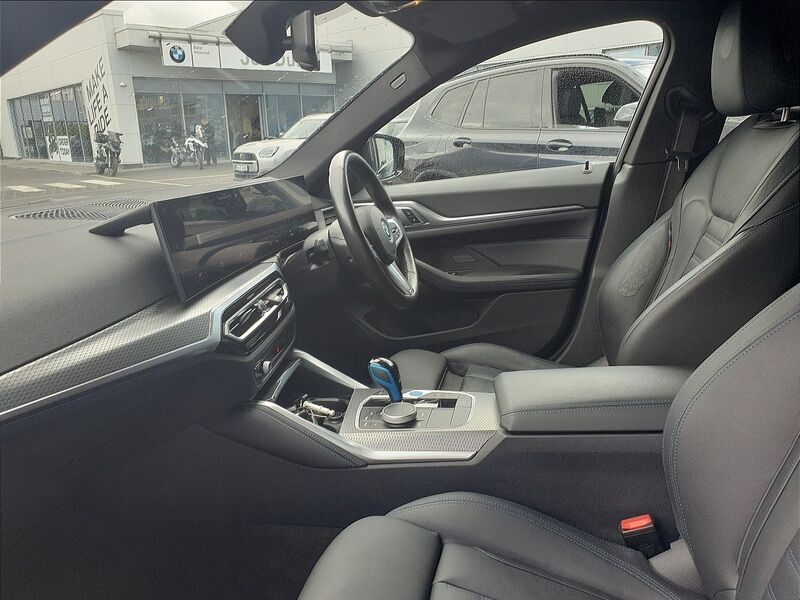 More views of BMW i4