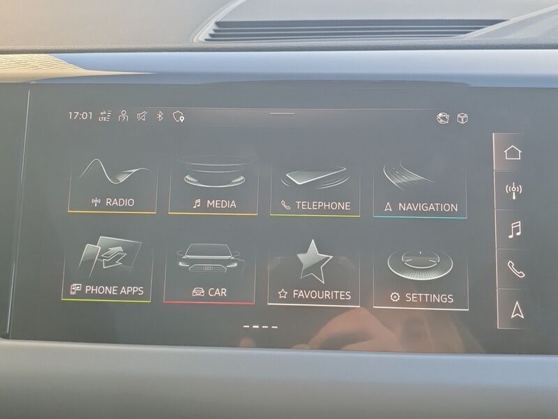 More views of Audi e-tron GT quattro