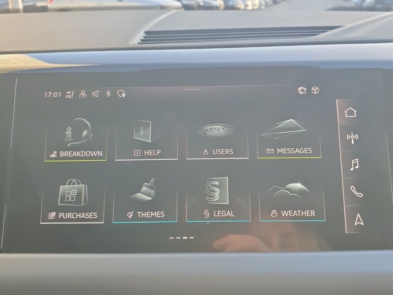 More views of Audi e-tron GT quattro