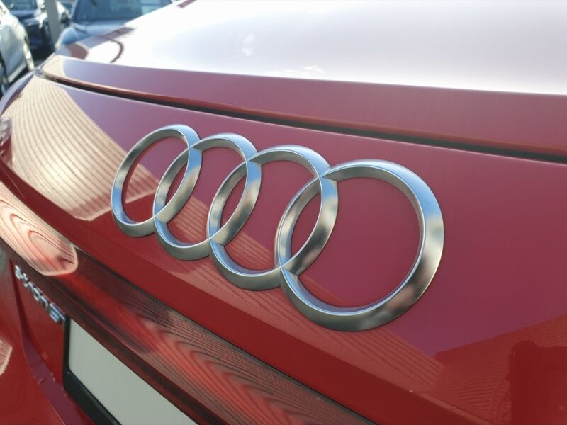 More views of Audi e-tron GT quattro