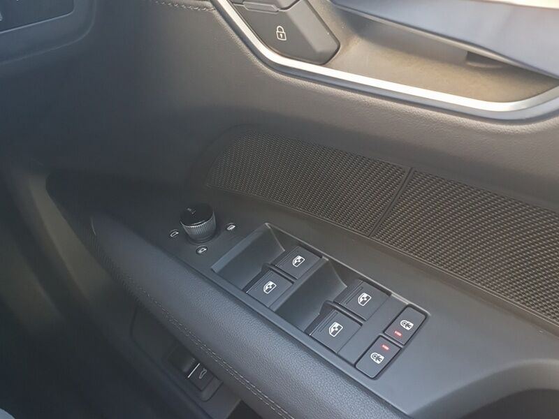 More views of Audi e-tron GT quattro