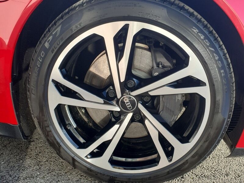 More views of Audi e-tron GT quattro