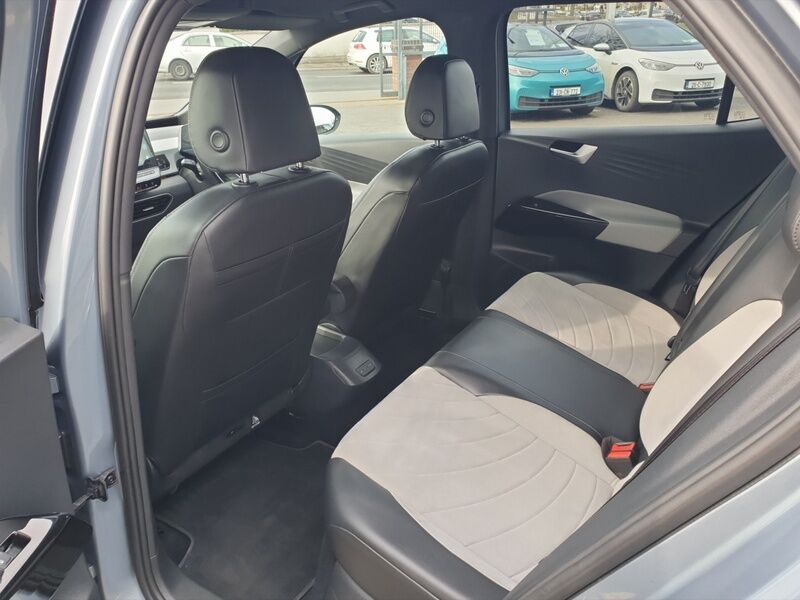 More views of Volkswagen ID.3