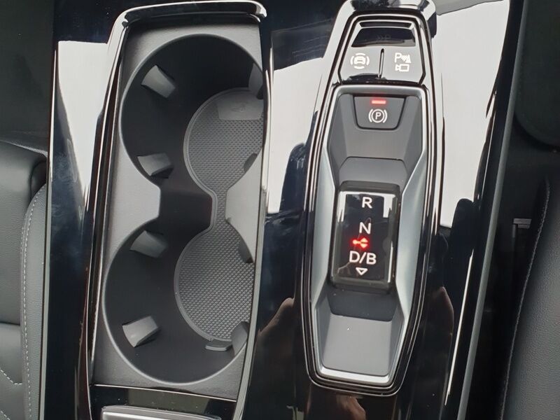 More views of Audi A6 Avant e-tron
