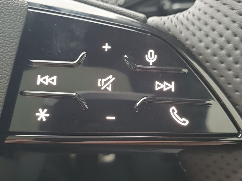 More views of Audi A6 Avant e-tron