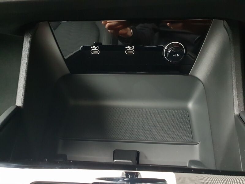 More views of Audi A6 Avant e-tron