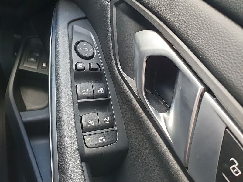 More views of BMW 3 Series