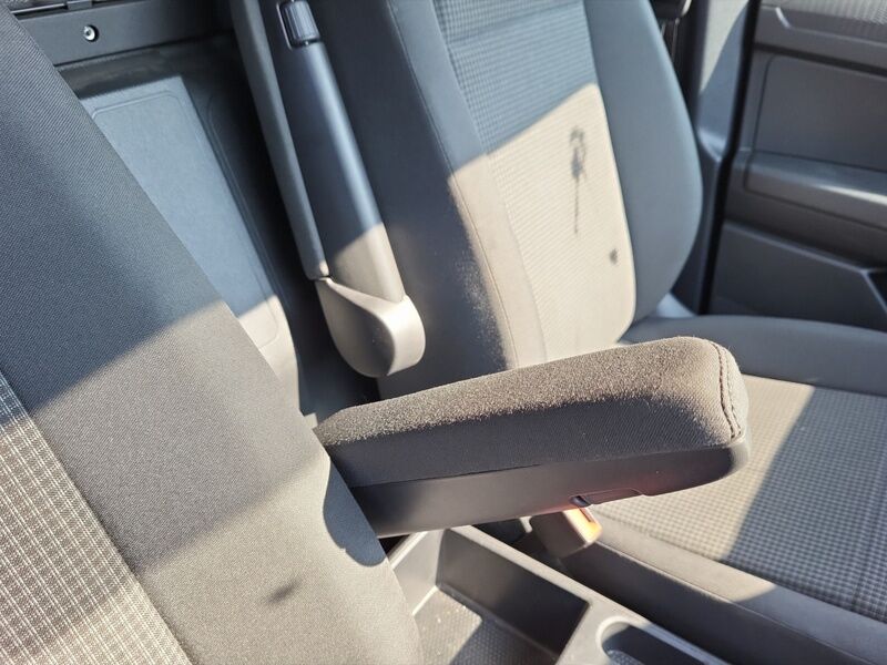 More views of Volkswagen Caddy