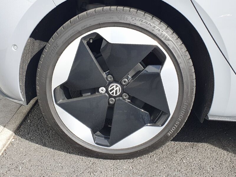 More views of Volkswagen ID.3