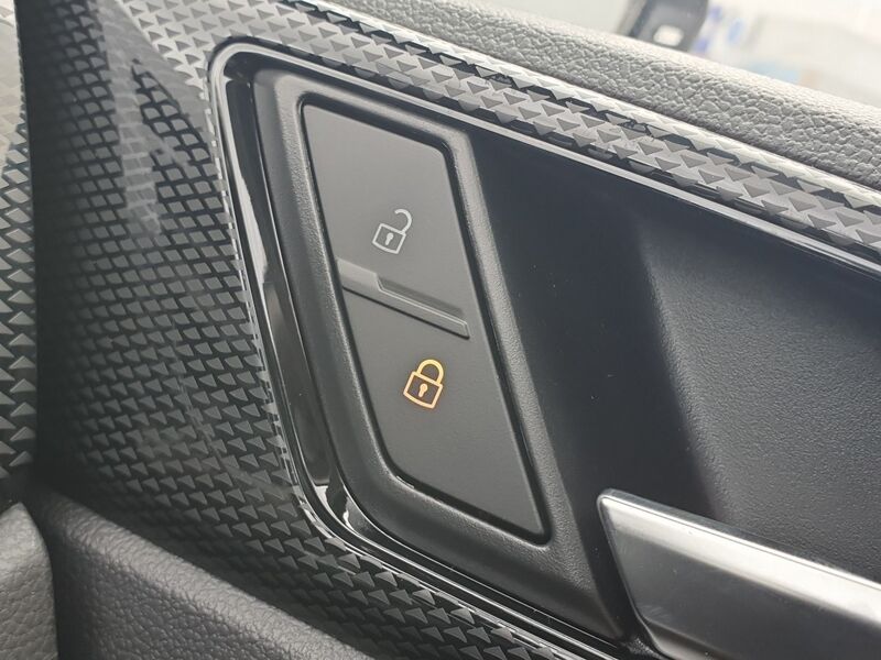 More views of Volkswagen Polo