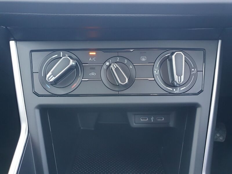 More views of Volkswagen Polo